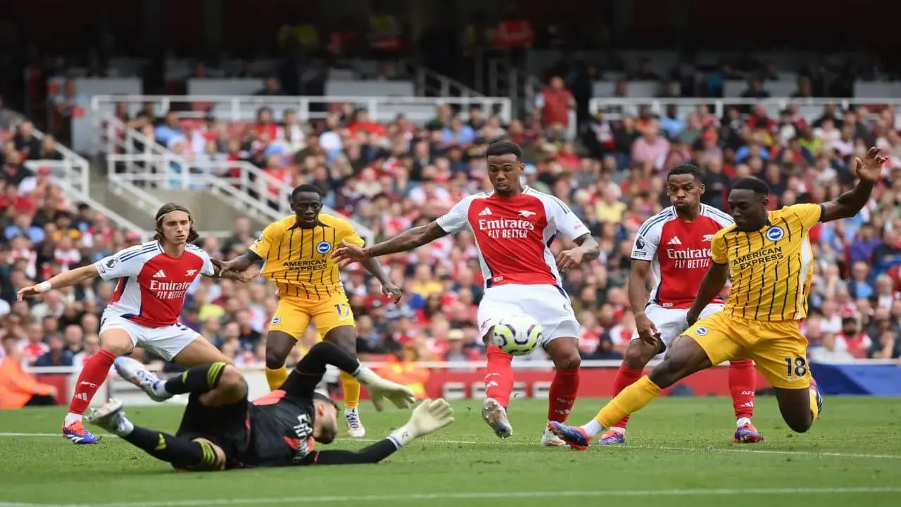 توقيت انطلاق مواجهة أرسنال ضد برايتون ضمن منافسات الجولة 29 بالدوري الإنجليزي 2025-26